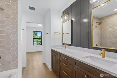 2817 25th Street #B, Everett, WA 98201 - Photo 23