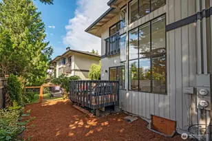 10 18th Ave, Kirkland, WA 98033 - Photo 19