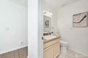 10 18th Ave, Kirkland, WA 98033 - Photo 17