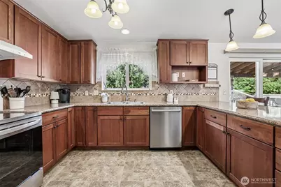 9605 208th Avenue E, Bonney Lake, WA 98391 - Photo 19