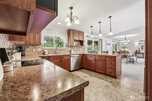 9605 208th Ave E, Bonney Lake, WA 98391 - Photo 21