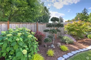 11533 SE 85th Ln, Newcastle, WA 98056 - Photo 39