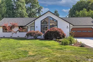 11533 SE 85th Ln, Newcastle, WA 98056 - Photo 3