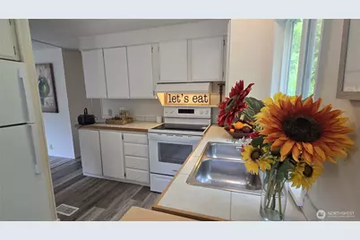 2284 Yew Street #K3, Bellingham, WA 98229 - Photo 17