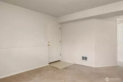 19811 Wallingford Avenue N, Shoreline, WA 98133 - Photo 33