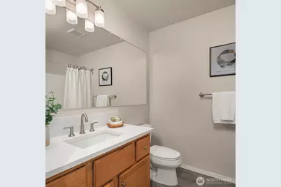 19811 Wallingford Avenue N, Shoreline, WA 98133 - Photo 25
