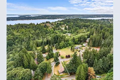 3995 Fischer Park Avenue NE, Bremerton, WA 98310 - Photo 29