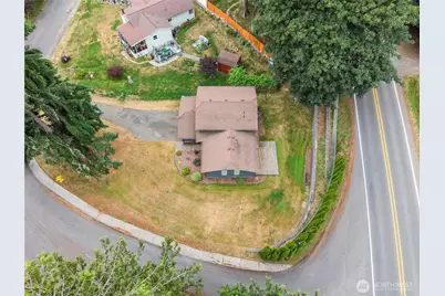 3995 Fischer Park Avenue NE, Bremerton, WA 98310 - Photo 27
