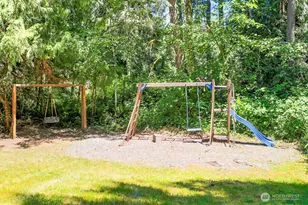 195 NE Lazy Fox Ln, Poulsbo, WA 98370 - Photo 15