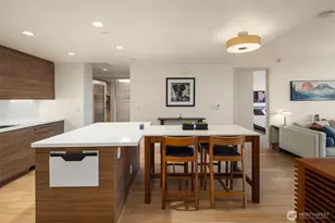588 Bell St, Seattle, WA 98121 - Photo 9