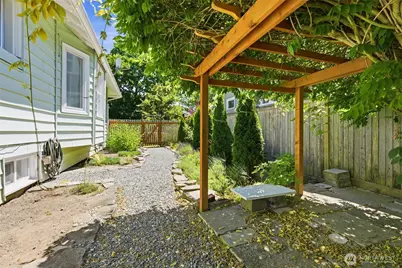 2312 Baker Avenue, Everett, WA 98201 - Photo 29