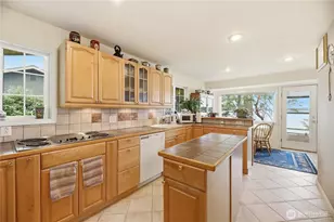 16028 94th Ave NW, Stanwood, WA 98292 - Photo 11