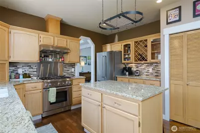 13448 Bridgeview Way, Mount Vernon, WA 98273 - Photo 11