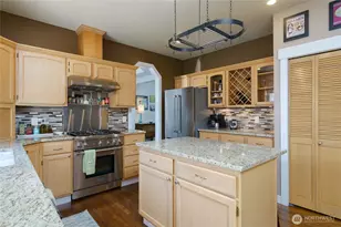 13448 Bridgeview Way, Mount Vernon, WA 98273 - Photo 11