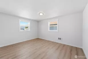 607 S 1st St, Brewster, WA 98812 - Photo 17