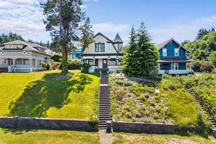 714 W First St, South Bend, WA 98586 - Photo 31