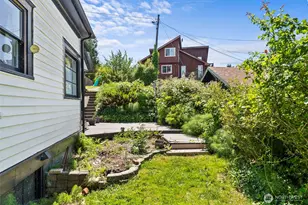 714 W First St, South Bend, WA 98586 - Photo 35