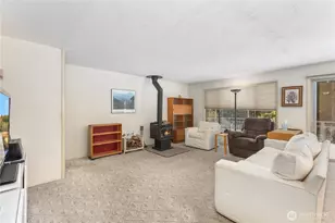 350 Olympic Dr E, Grapeview, WA 98546 - Photo 3