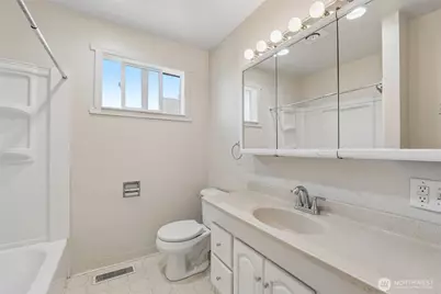 806 4th Street SE, Auburn, WA 98002 - Photo 9