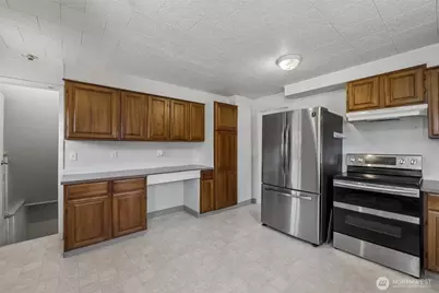 806 4th Street SE, Auburn, WA 98002 - Photo 5