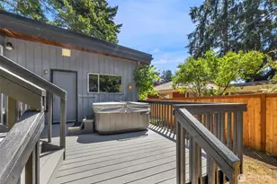 12521 2nd Ave NE, Seattle, WA 98125 - Photo 33