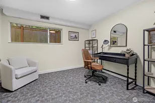 12521 2nd Ave NE, Seattle, WA 98125 - Photo 23