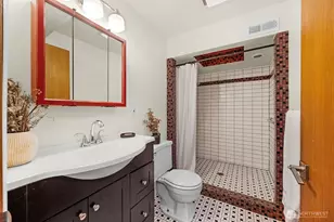 12521 2nd Ave NE, Seattle, WA 98125 - Photo 27