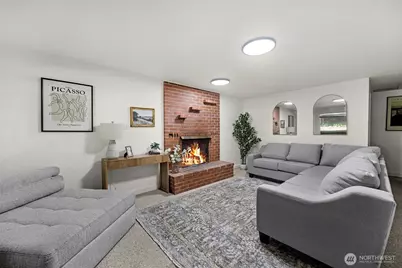 12521 2nd Avenue NE, Seattle, WA 98125 - Photo 21