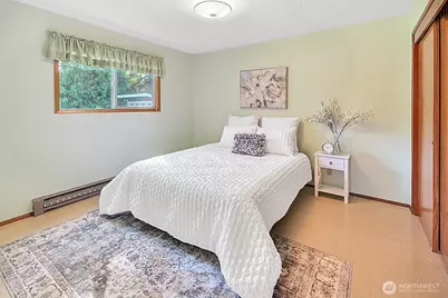 31602 W Lake Morton Drive SE, Kent, WA 98042 - Photo 17