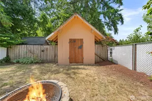 3560 NE Arrowhead Dr, Bremerton, WA 98311 - Photo 37