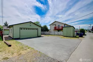 1709 2nd St, Marysville, WA 98270 - Photo 13