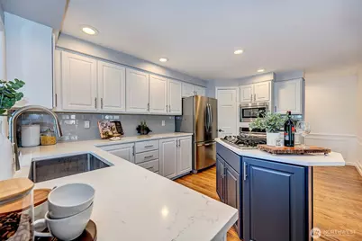 1832 231st Place NE, Sammamish, WA 98074 - Photo 11