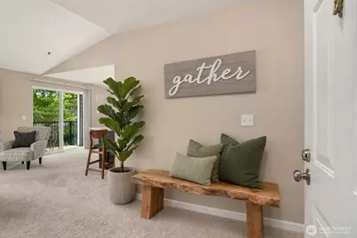 12424 109th Court NE #D304, Kirkland, WA 98034 - Photo 1