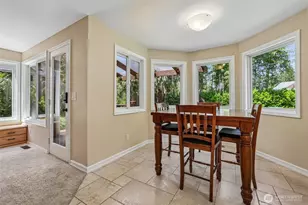 14302 NE 61st St, Redmond, WA 98052 - Photo 11