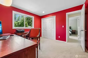 14302 NE 61st St, Redmond, WA 98052 - Photo 17