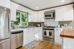 11410 SE 79th St, Newcastle, WA 98056 - Photo 21