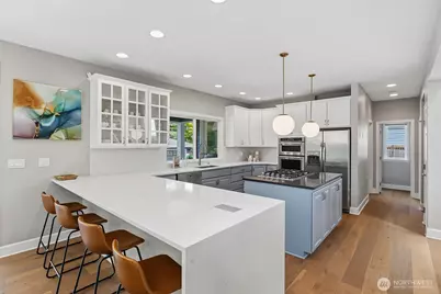 2307 108th Avenue SE, Bellevue, WA 98004 - Photo 11