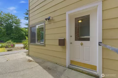 1205 N 11th Street, Tacoma, WA 98403 - Photo 1