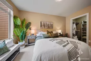 51 Pine St, Edmonds, WA 98020 - Photo 9