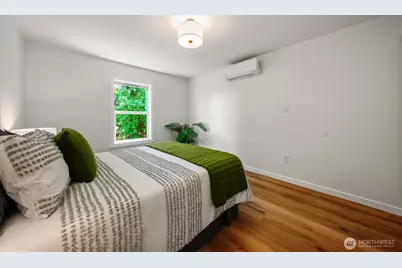 11720 Evanston Avenue N, Seattle, WA 98133 - Photo 17