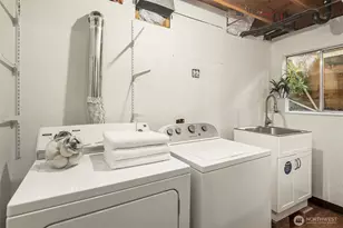 12210 NE 64th St, Kirkland, WA 98033 - Photo 25