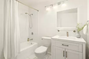 12210 NE 64th St, Kirkland, WA 98033 - Photo 21