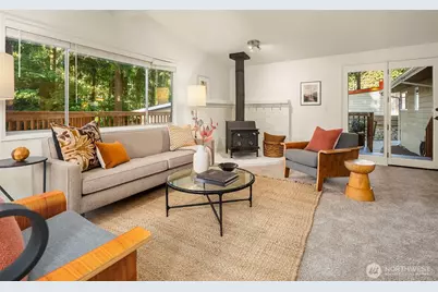12210 NE 64th Street, Kirkland, WA 98033 - Photo 15