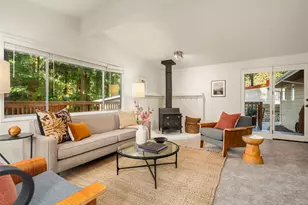 12210 NE 64th St, Kirkland, WA 98033 - Photo 15