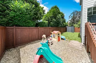 18014 81st Ln NE, Kenmore, WA 98028 - Photo 21