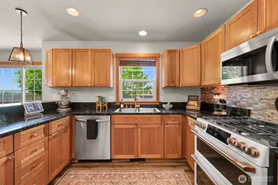 301 Christopher Lane, Everson, WA 98247 - Photo 11