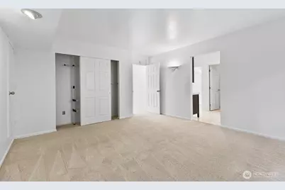 6814 119th Avenue SE, Bellevue, WA 98006 - Photo 9