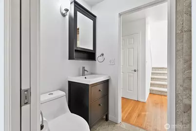 6814 119th Avenue SE, Bellevue, WA 98006 - Photo 7