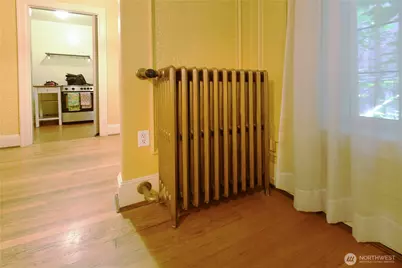 1101 17th Avenue #207, Seattle, WA 98122 - Photo 7