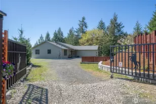 151 NE Myrlis Joy Dr, Tahuya, WA 98588 - Photo 3